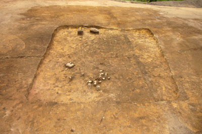 古墳時代の竪穴住居跡。少量の土器が出土している。柱穴や炉・ｶﾏﾄﾞは見つからない。